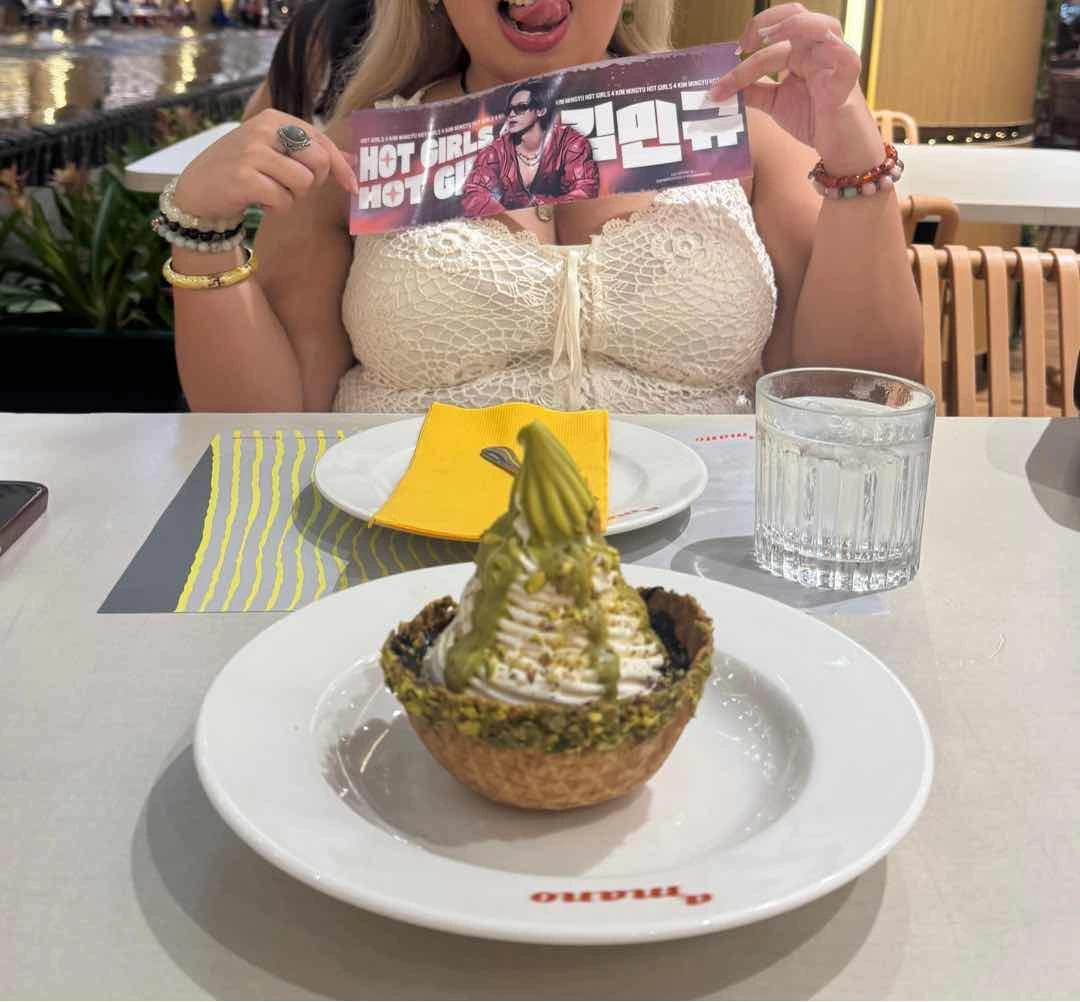 pistachio w waffle? 