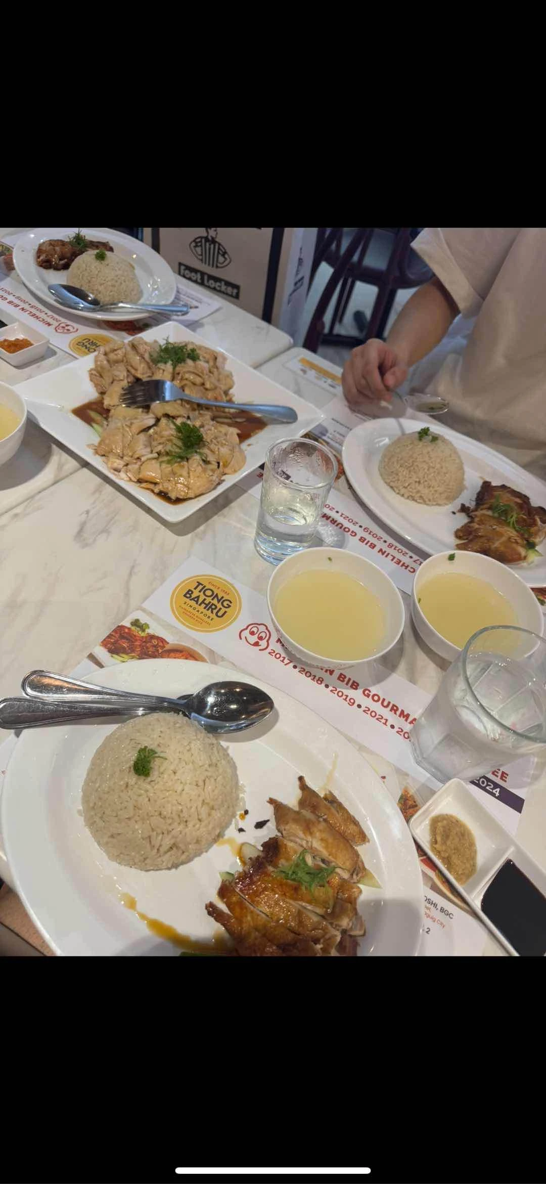Roasted chicken rice and hainanese chicken