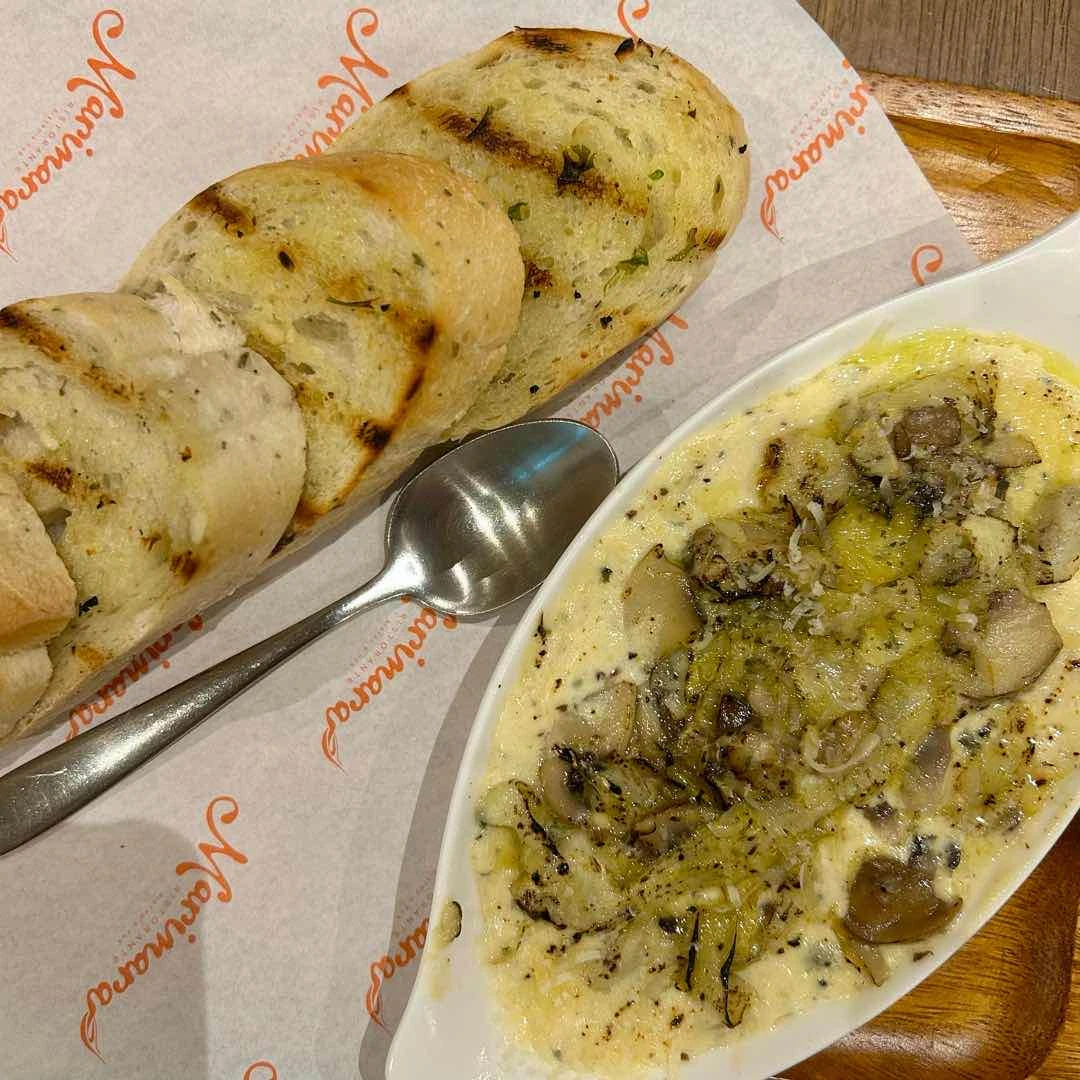 Truffle spinach and artichoke