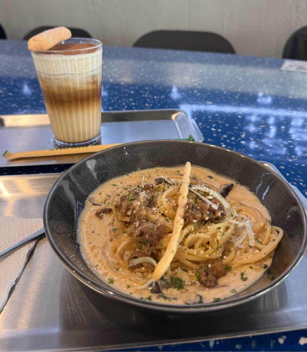 bulgogi pasta + tiramisu latte