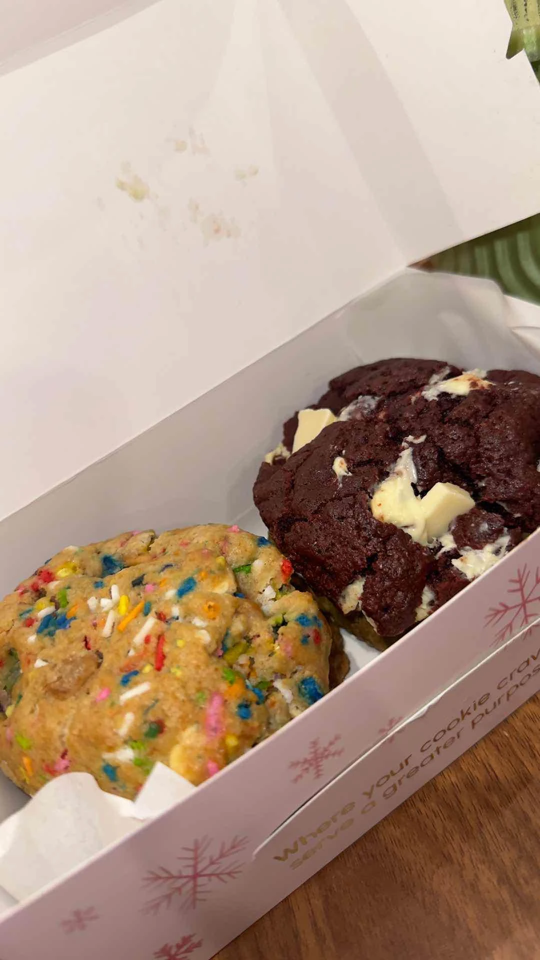 birthday bomb + red velvet cookie