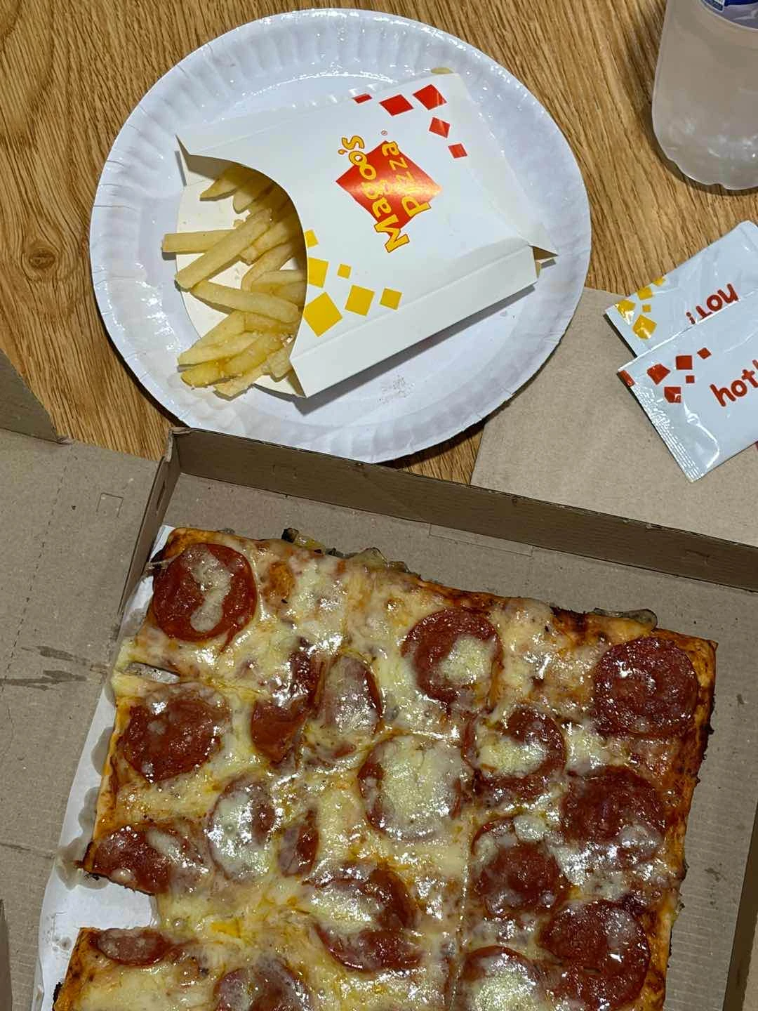 pepperoni pizza & fries 