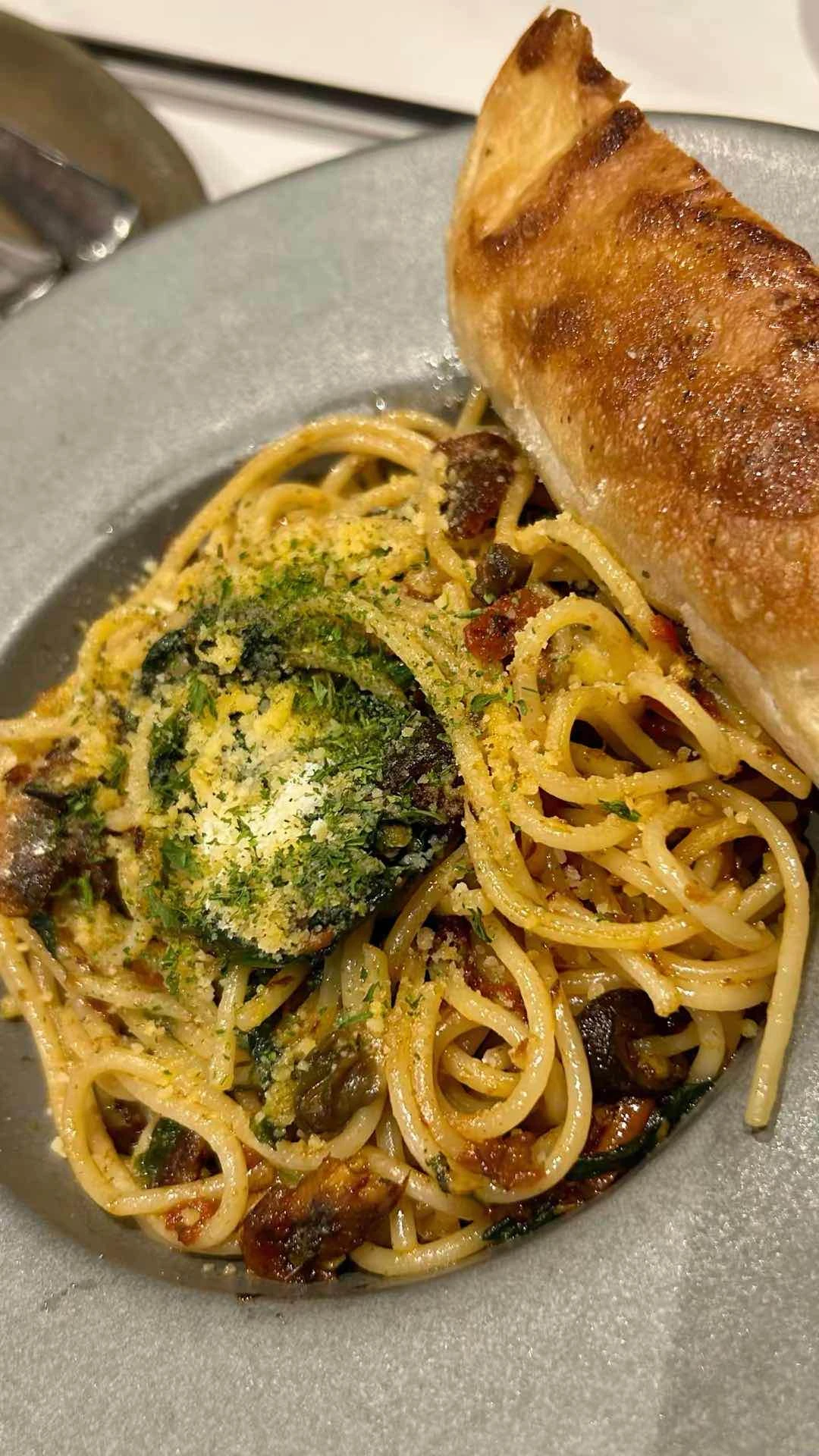 Tuyo spinach pasta