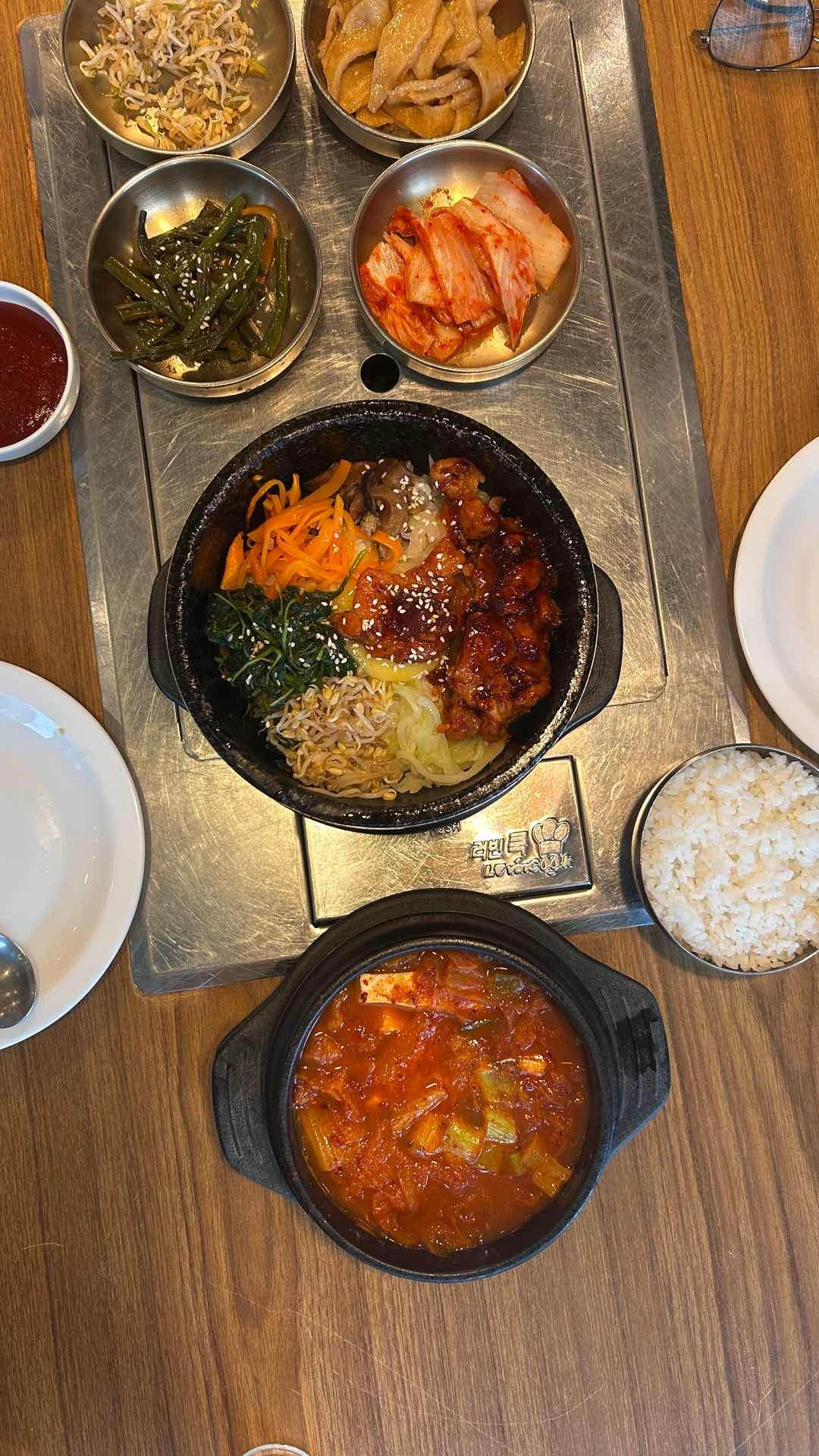 Chicken Bibimbap and Kimchi jjigae (Kimchi stew)