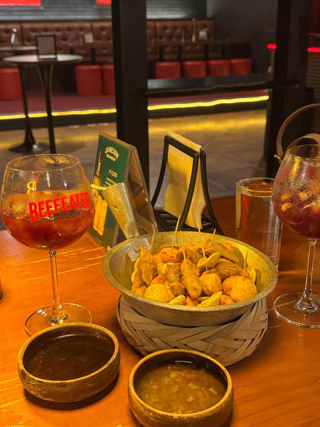 tusok tusok & sangria
