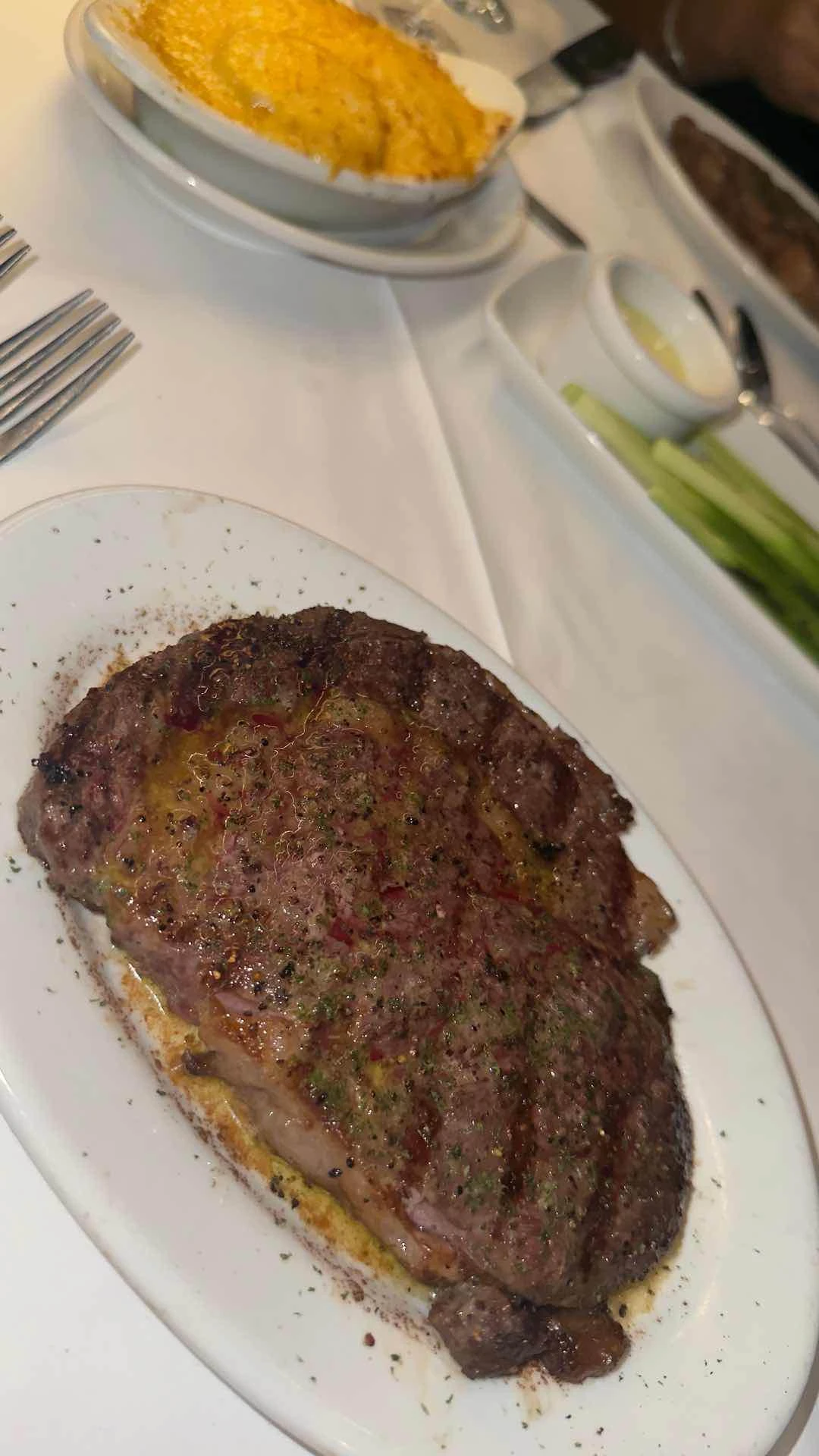 new york, rib eye, potato au gratin, & grilled asparagus with hollandaise 