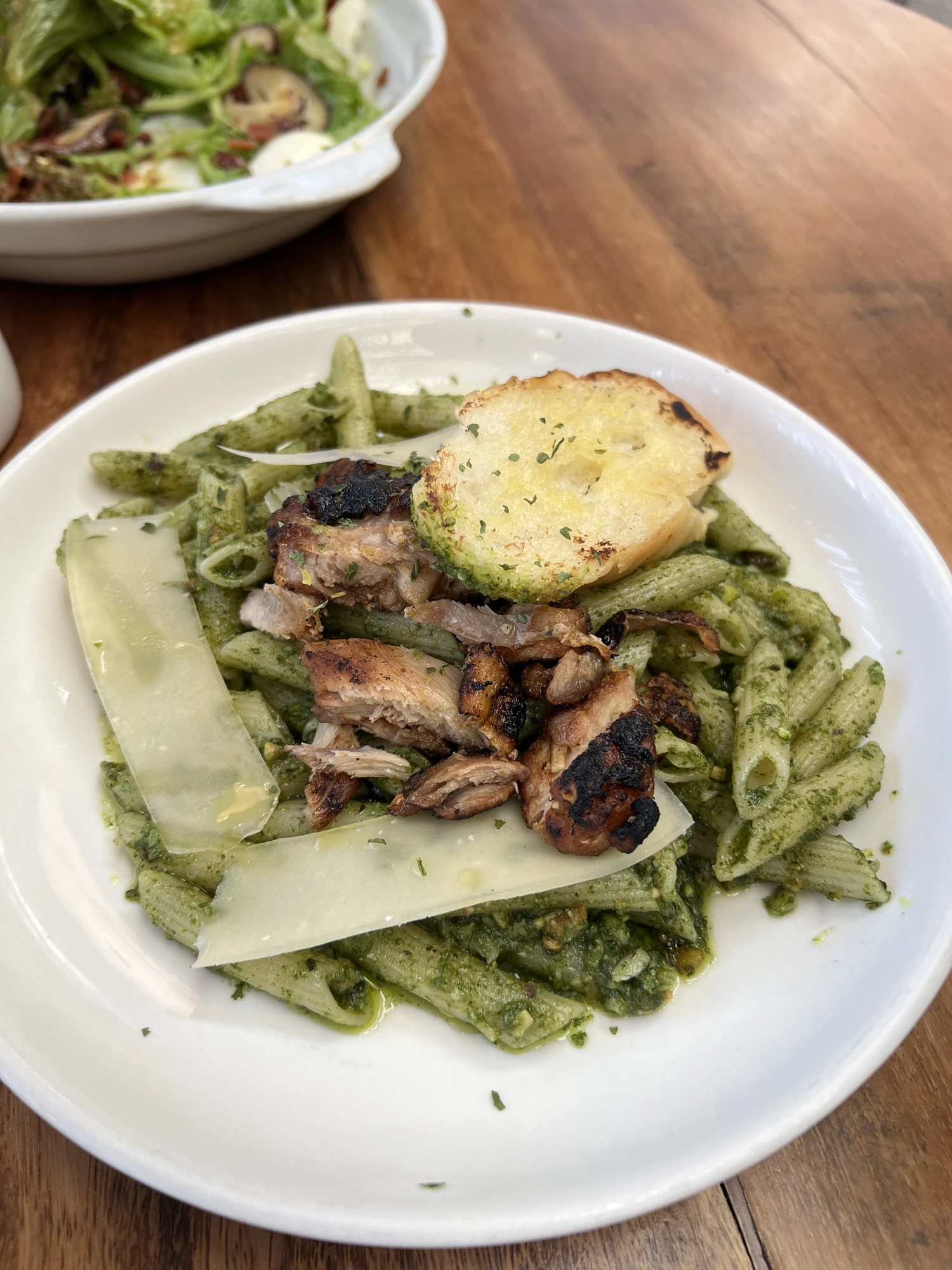 Pistachio Pesto â€” Typical pesto pasta, but still good. Chicken was a bit burnt (for my taste). 