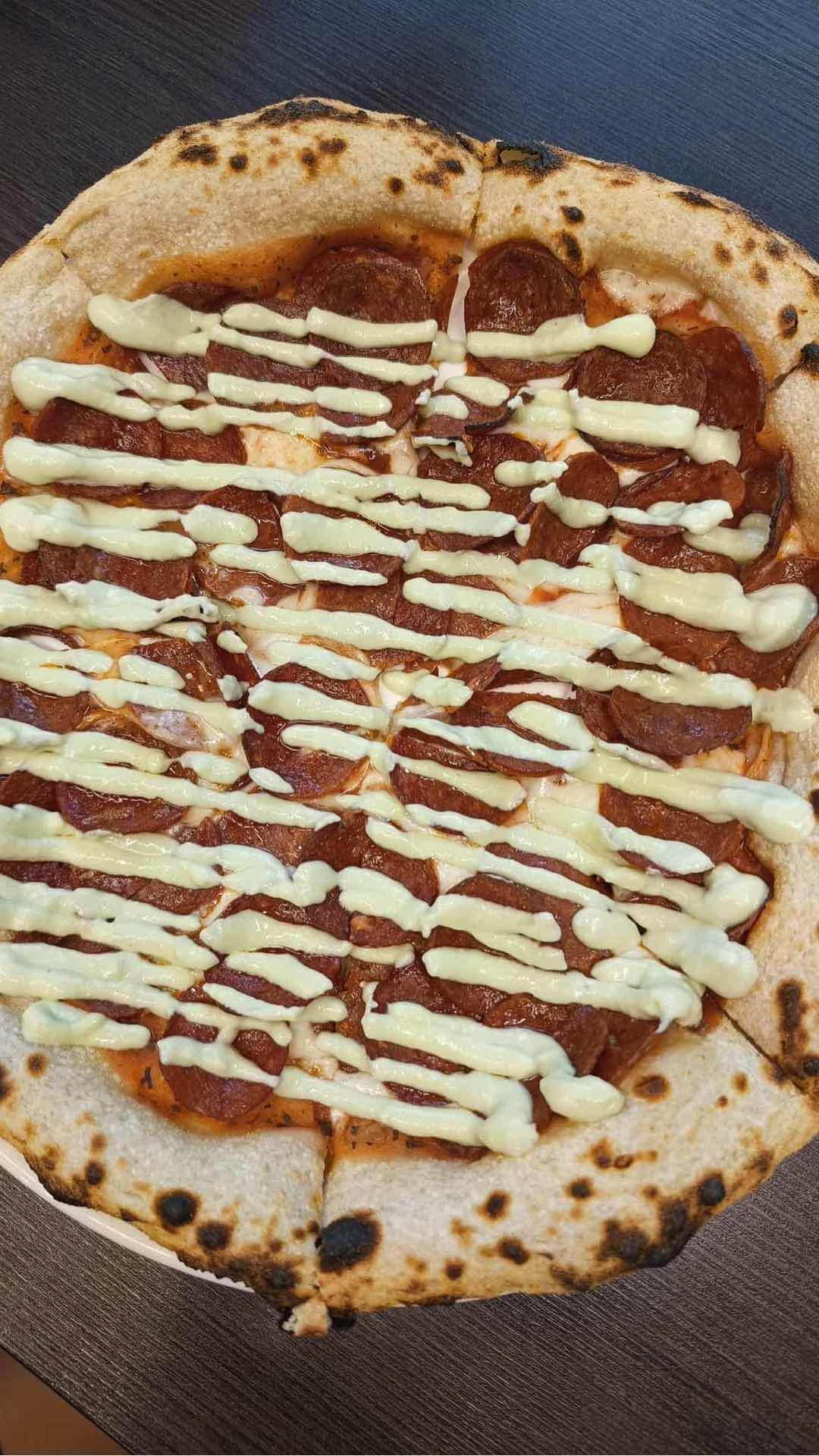 UTI (Pepperoni, ranch sauce)