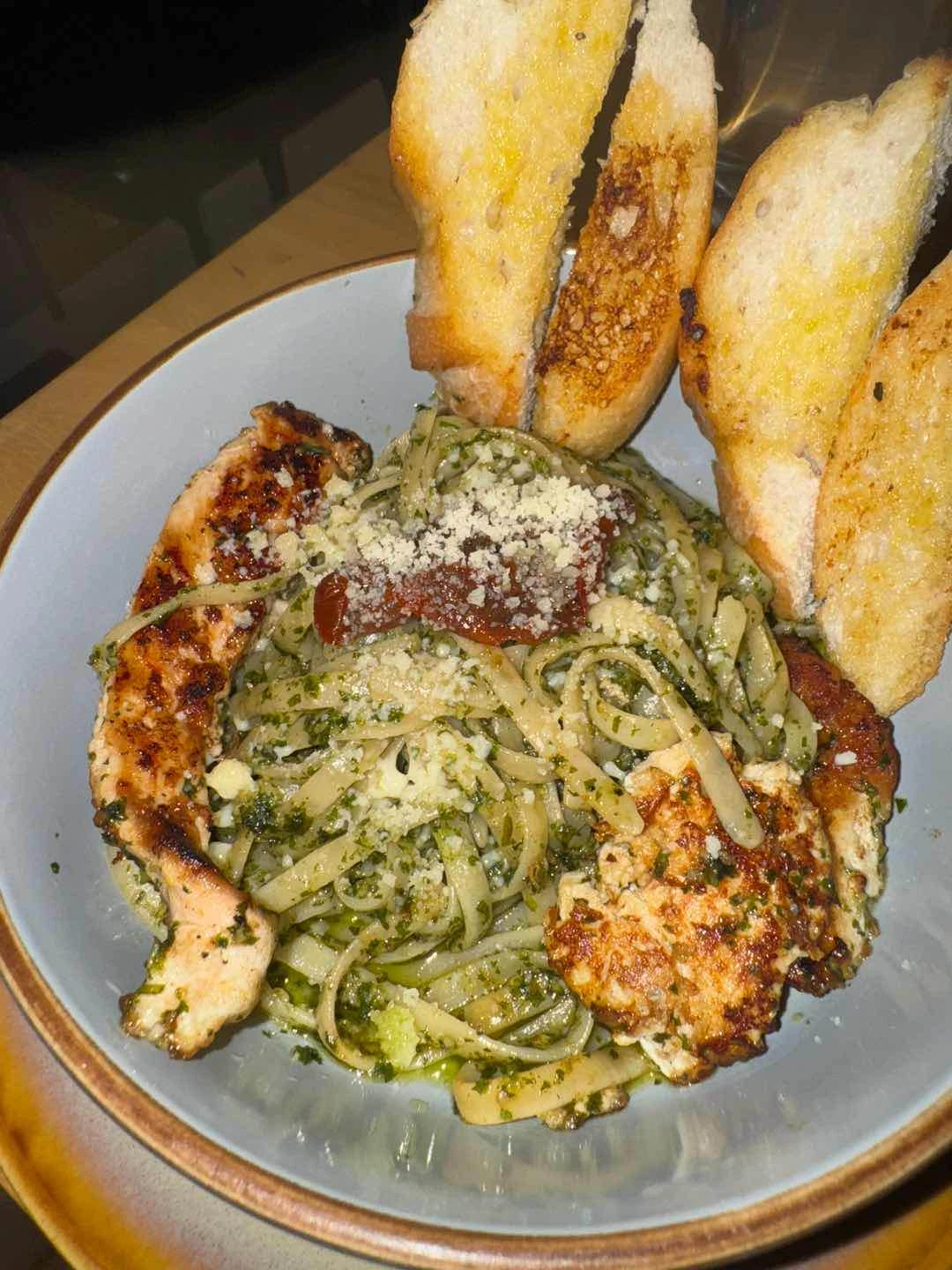 pesto of Crêpe Central