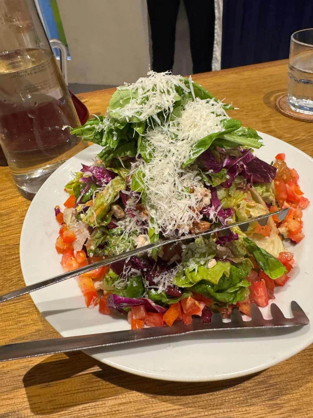 house salad of Cyma Robinsons Magnolia