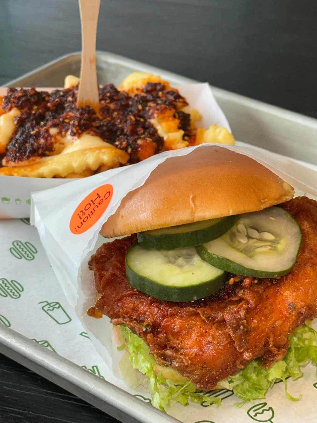 chili chicken burger