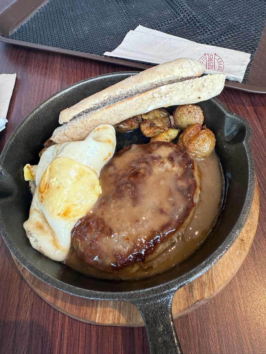 salisbury steak skillet