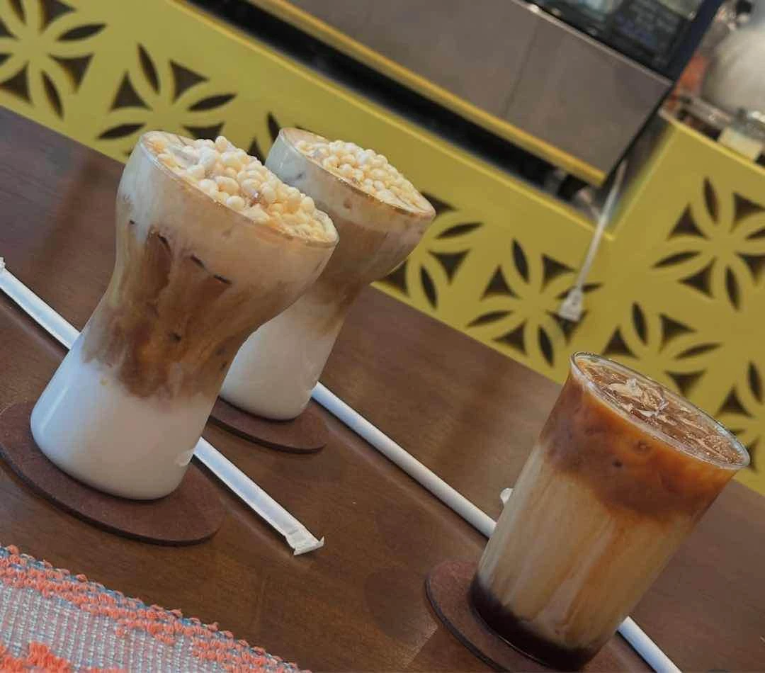 Taho latte and cereal coffee