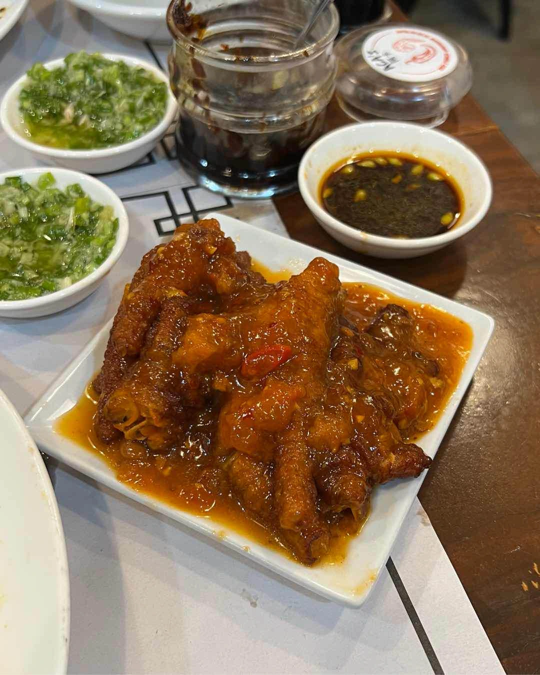 Steamed Chicken Feet
