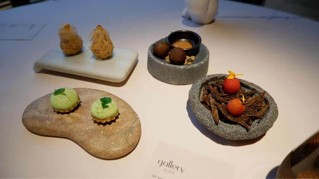 Scallops Tart, Longganisa Puff, Kare-Kare Bon Bon, Tomato Sinigang