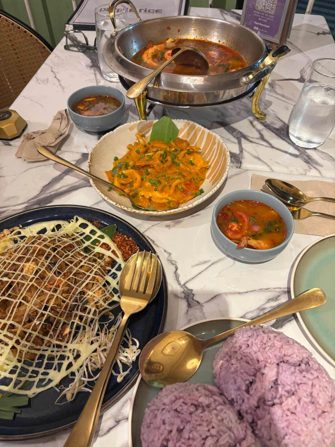 authentic thai food 😋