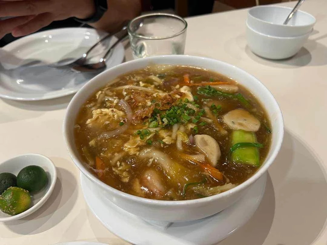 Seafood Lomi