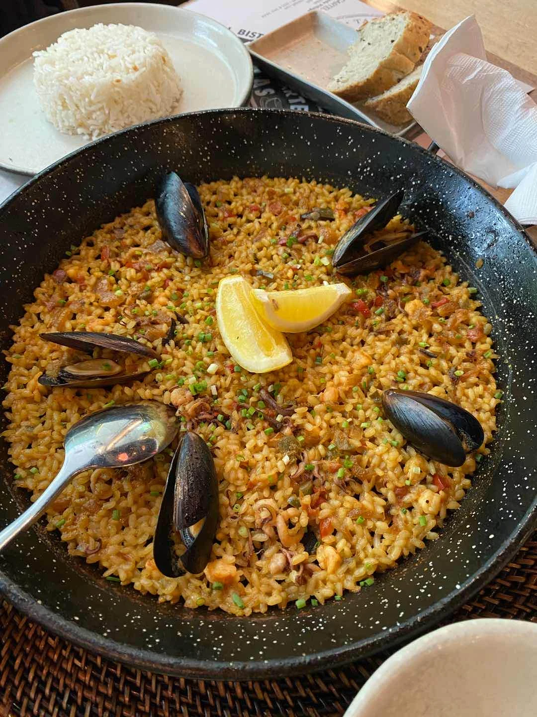 Thin House Seafood Paella