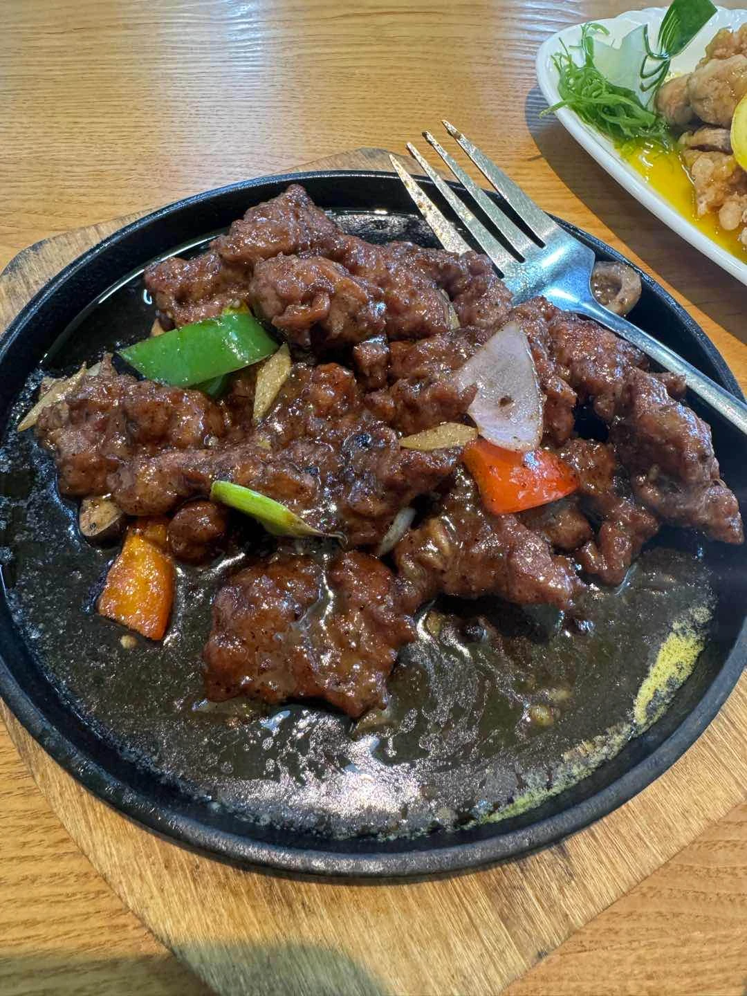Black pepper beef