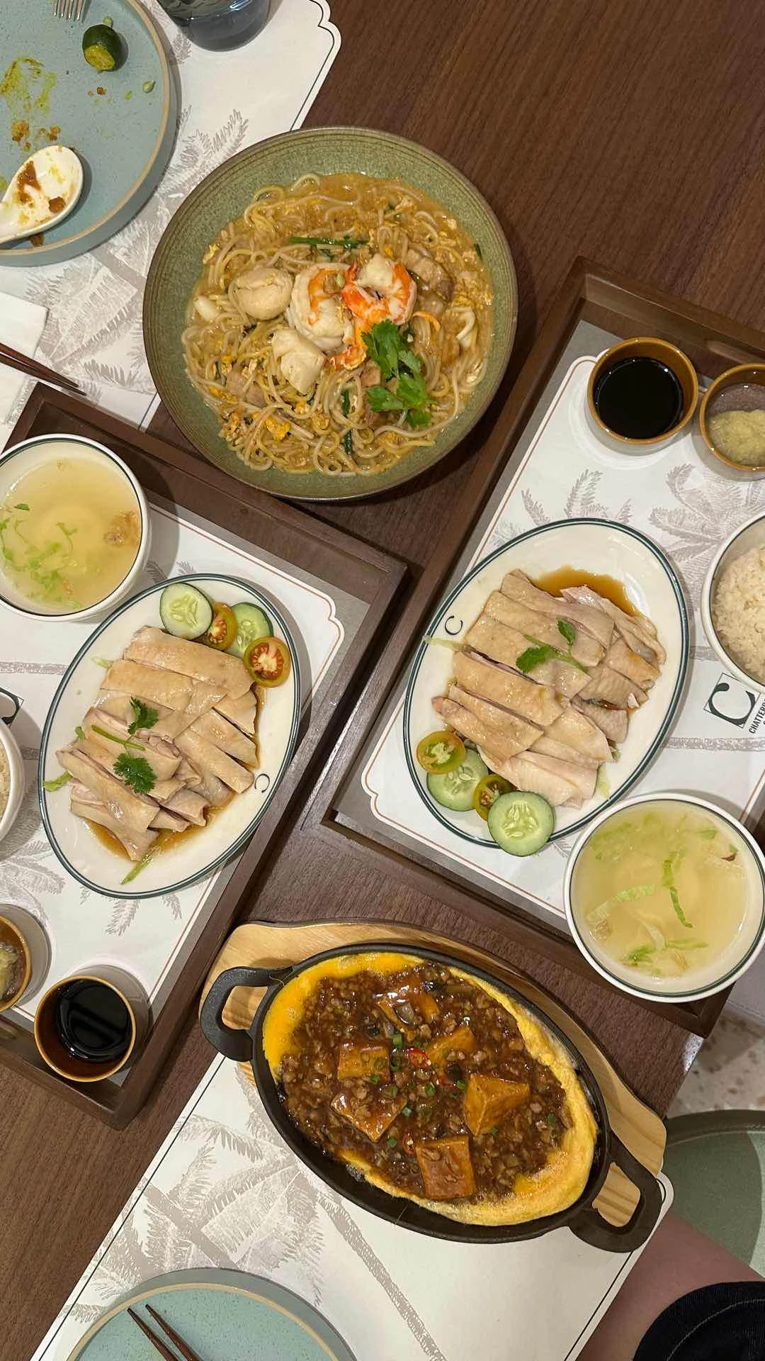 Mandarin Chicken Rice, Seafood Hokies Mee, Hotplate Tofu