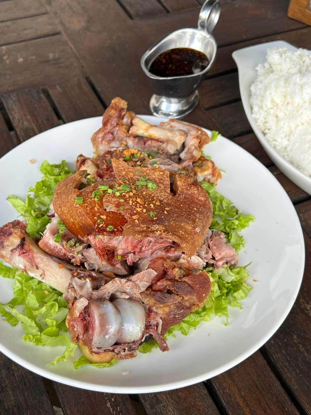 Crispy Pata
