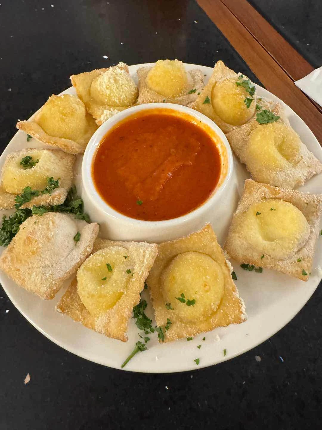 fried cheese ravioli of Gianetto Parqal