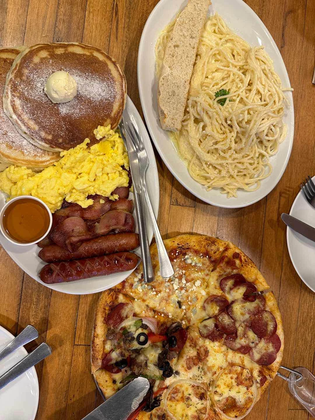 Tele Quattro 🍕Creamy Carbonara 🍝Pancake Premium Breakfast 🥞