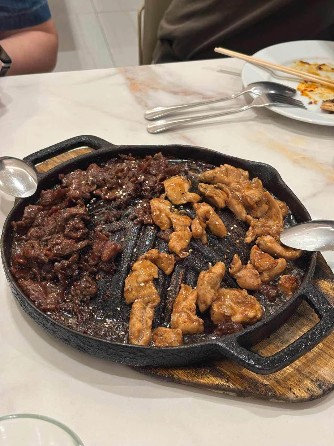 Bulgogi and Dakgalbi