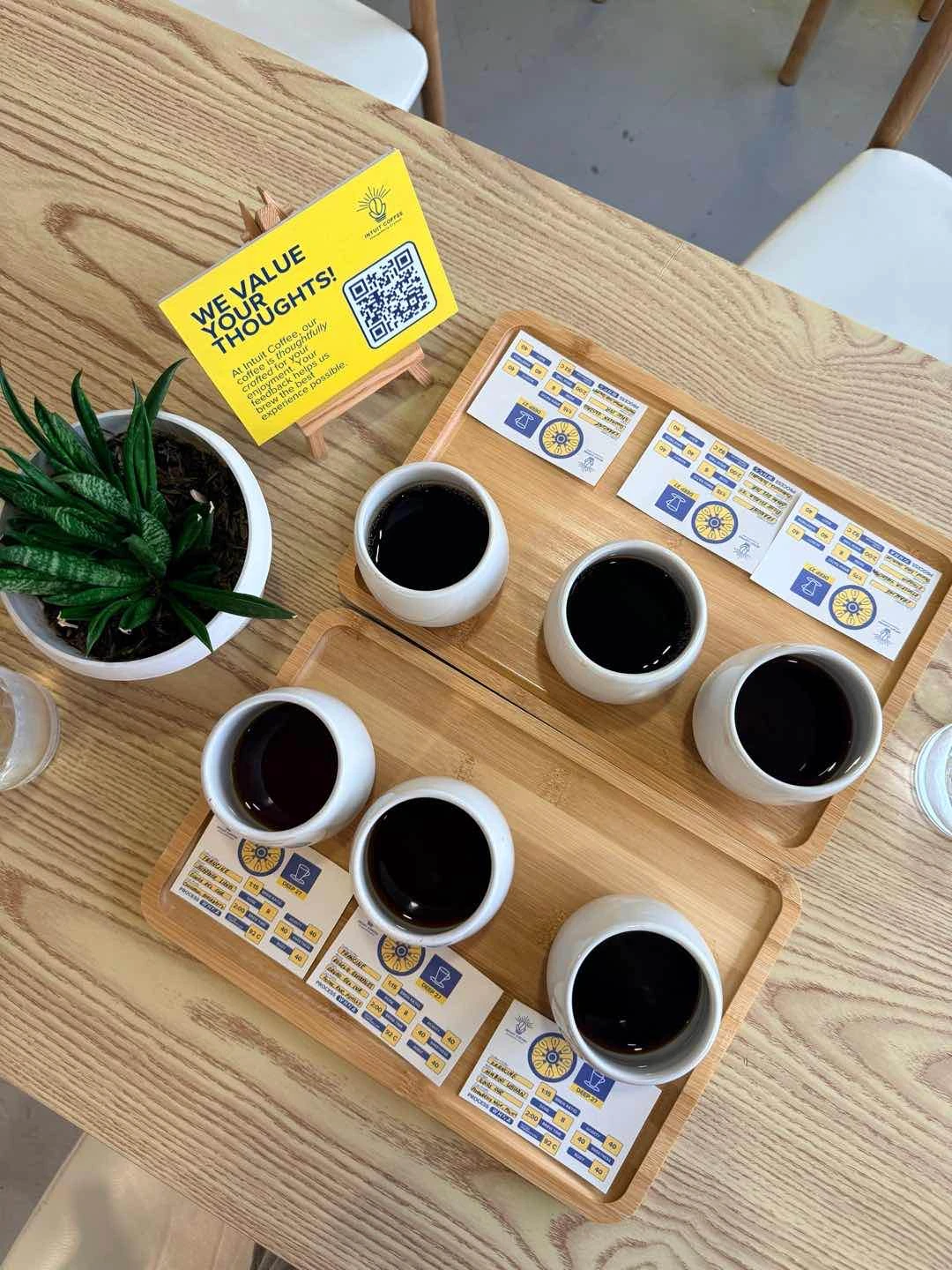 Coffee flight (2 arabica, 1 robusta)