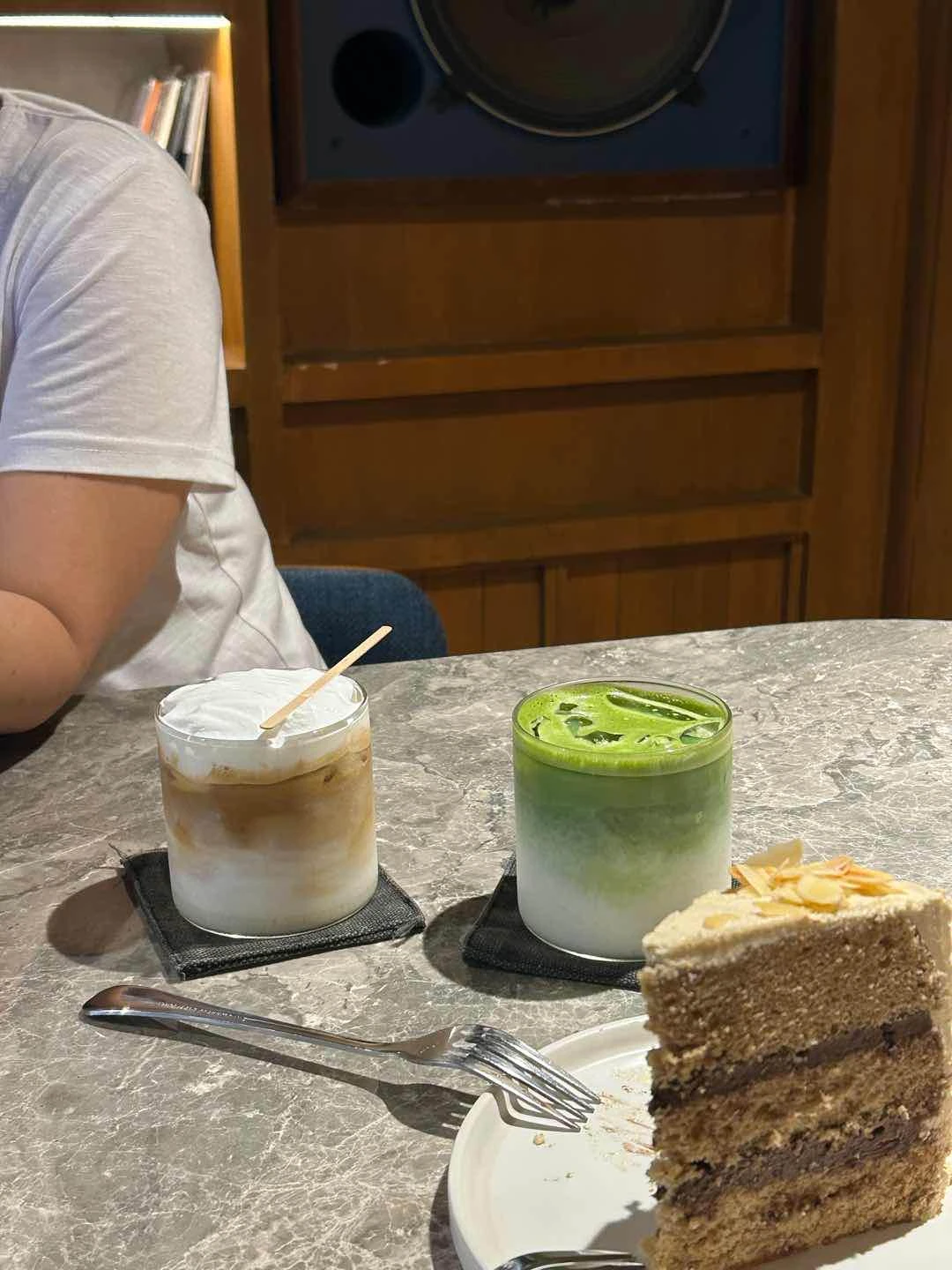 Ambiance of Otaku Room by atmos and Yardstick