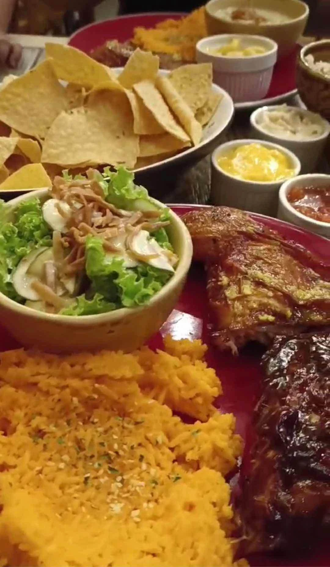 Peri Peri Chicken, Salad, Sides and Nachos