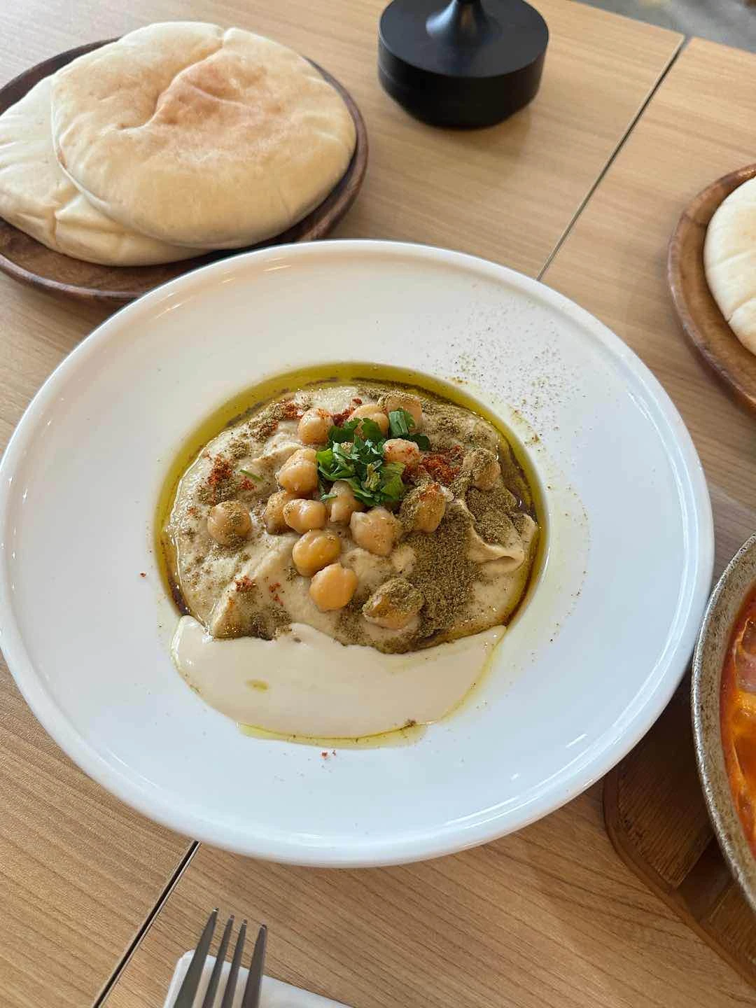 hummus elijah