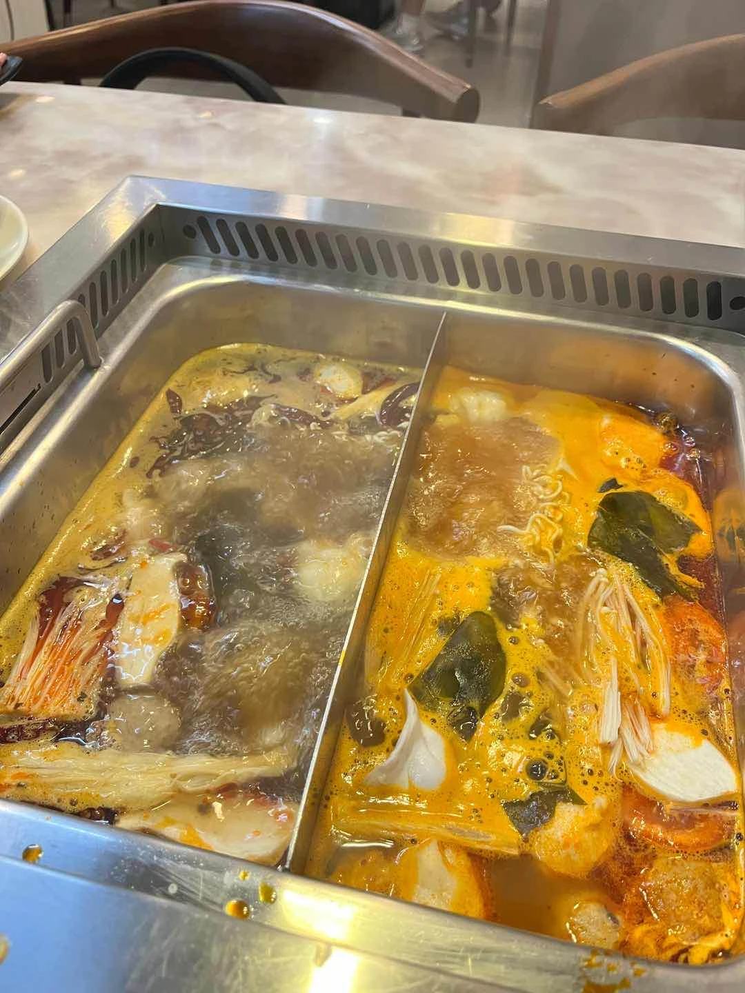 tomato and mild speciality chonqing hotpot