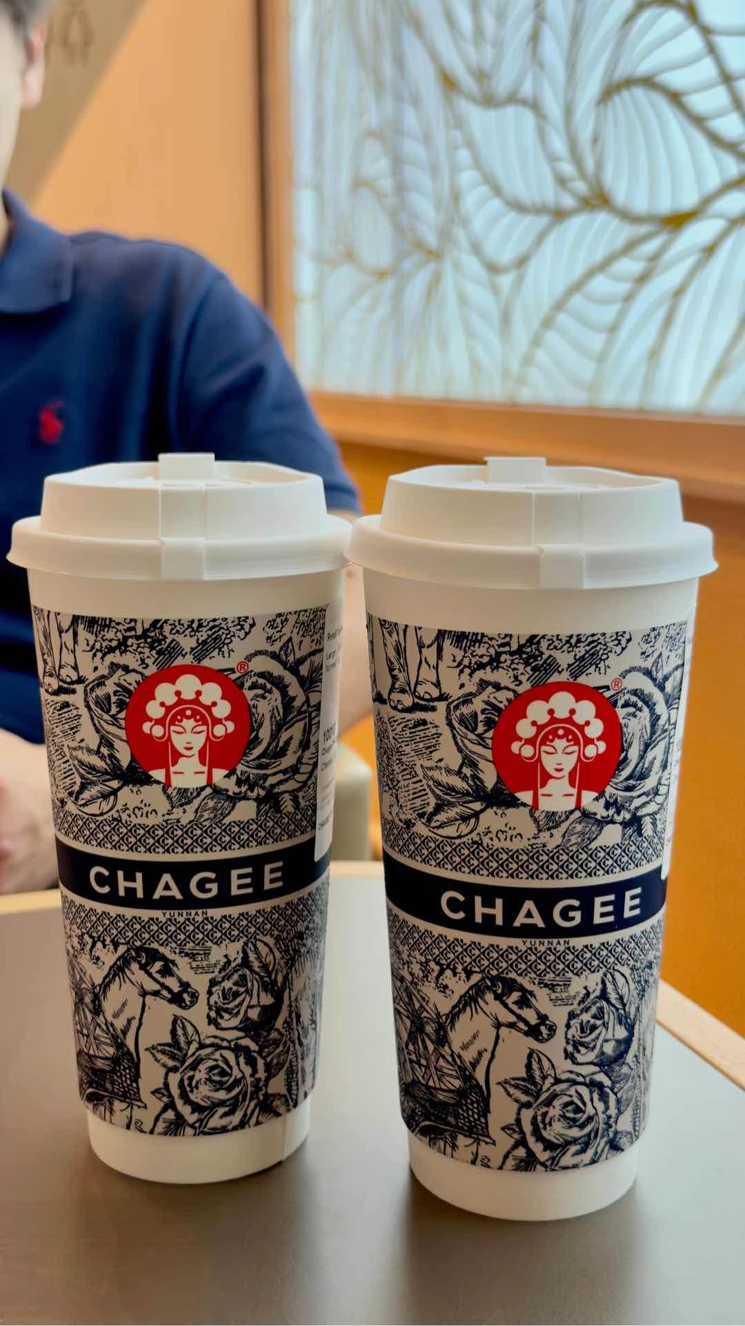 da hong pao + peach oolong milk tea 