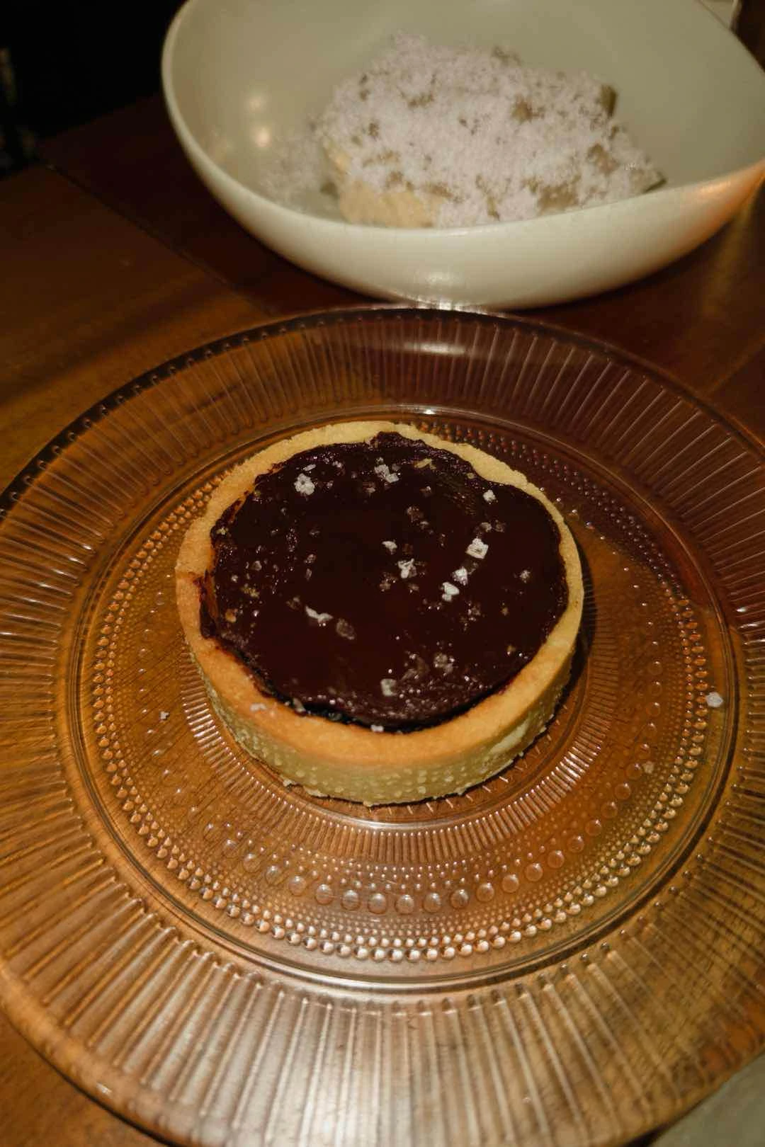 dark choco tart