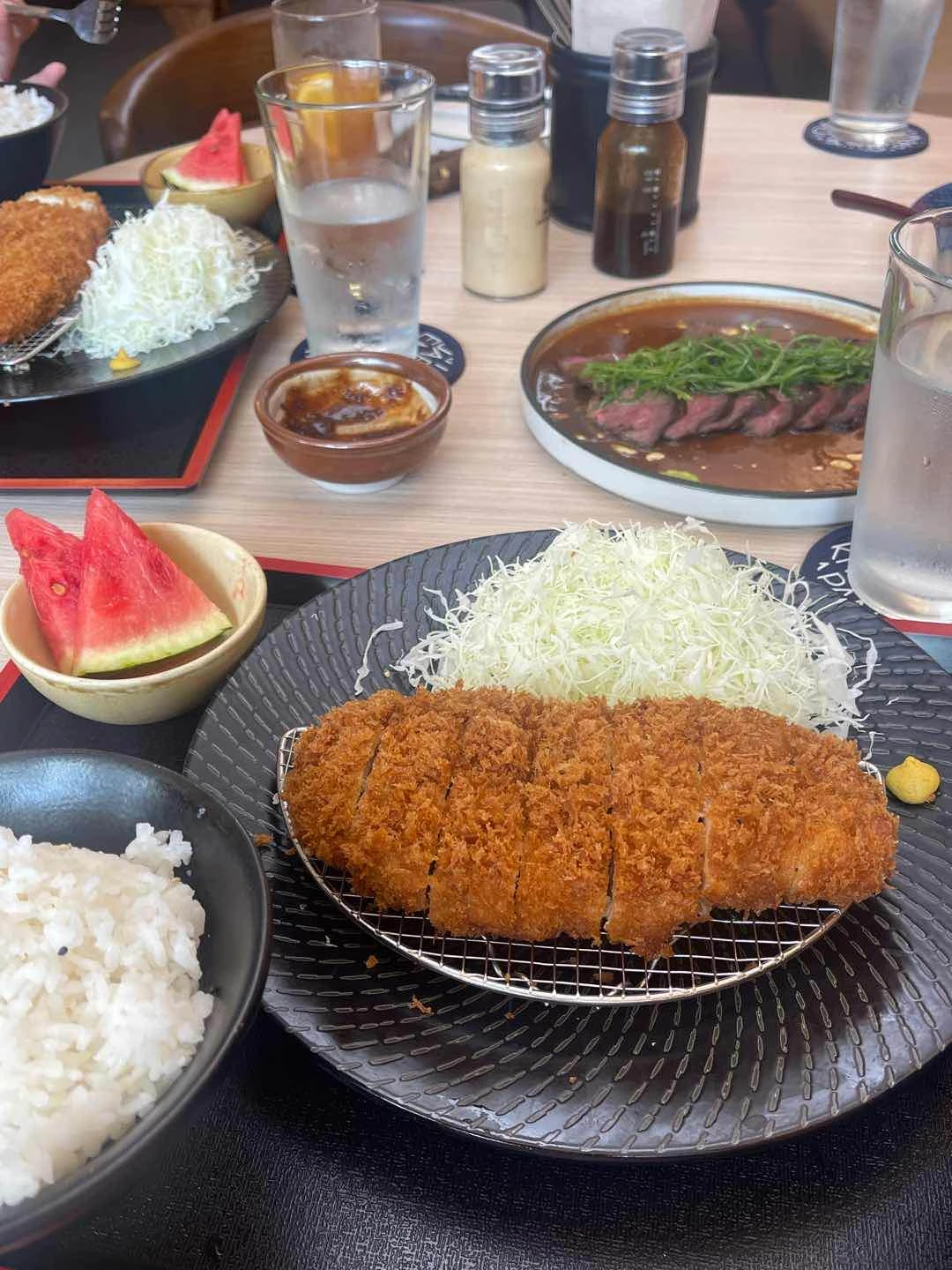 chicken and rosu
