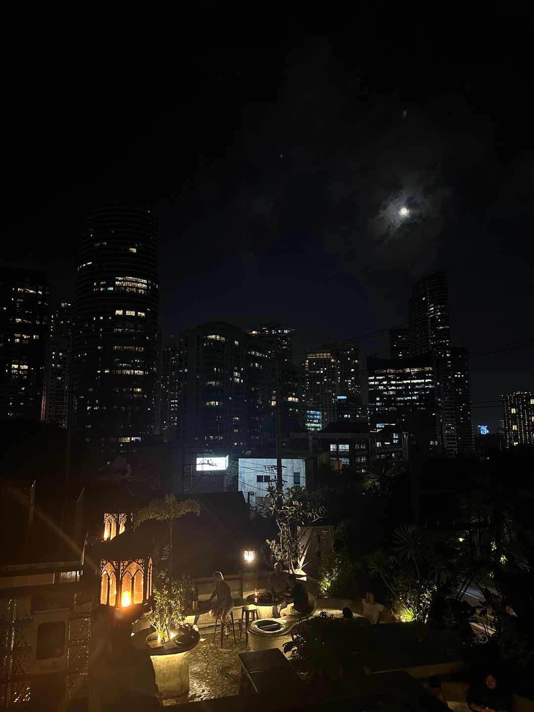 Ambiance of Dr. Wine Manila