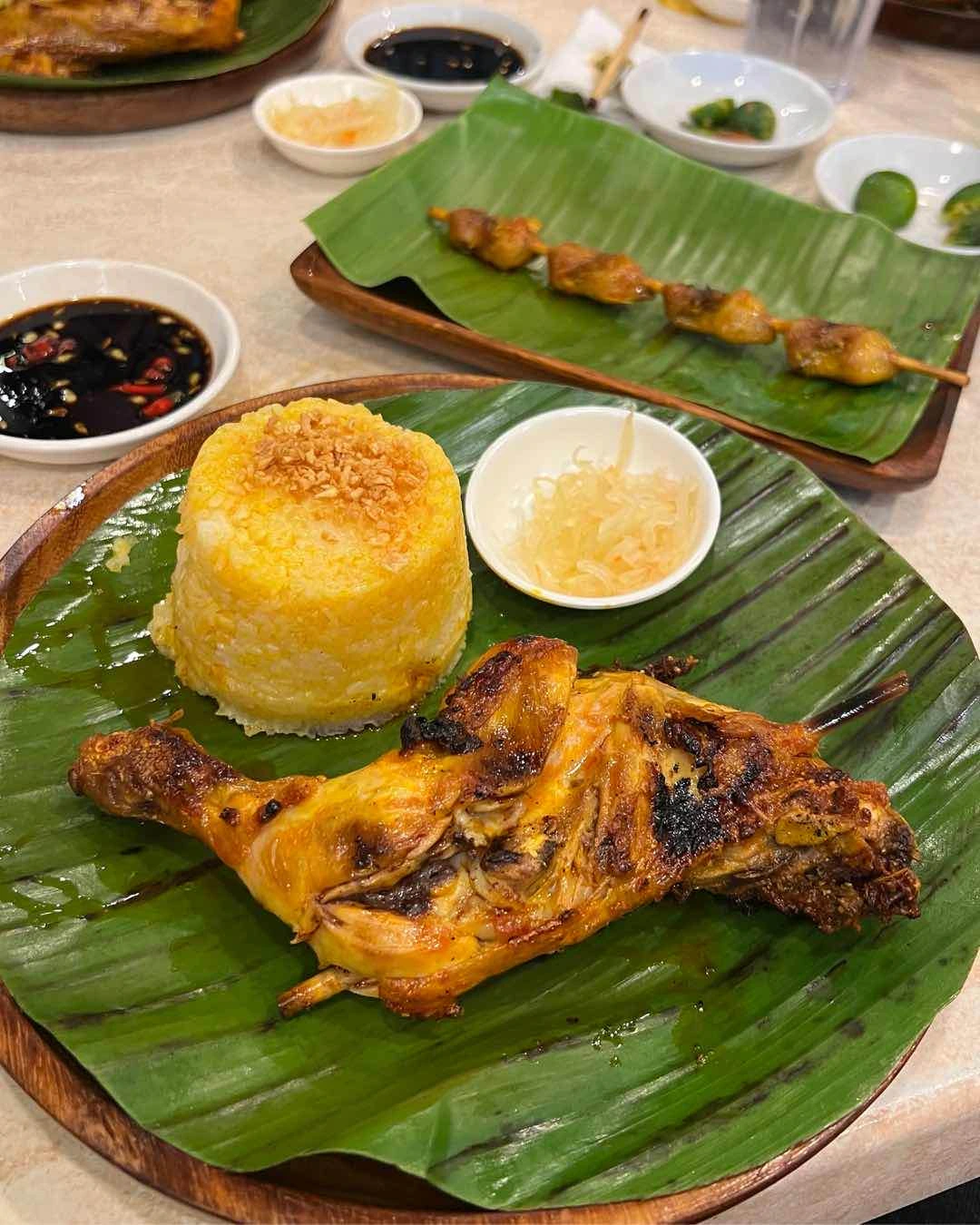 Chicken Paa and Isol