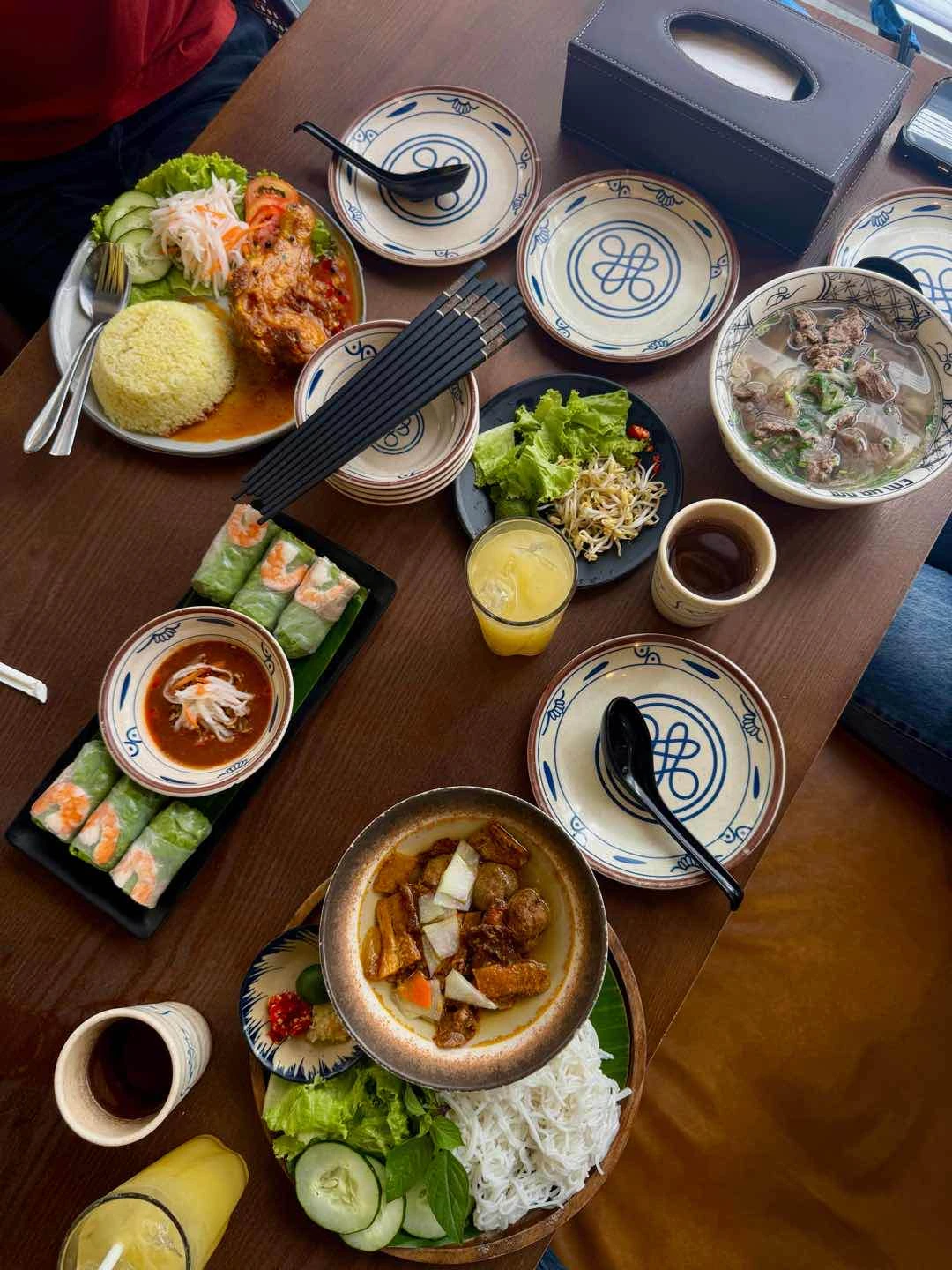 Food of Em Ha Noi BGC