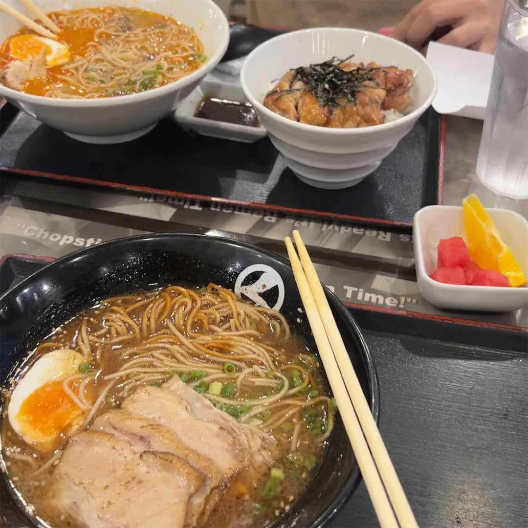 Kuro and Aka Ramen