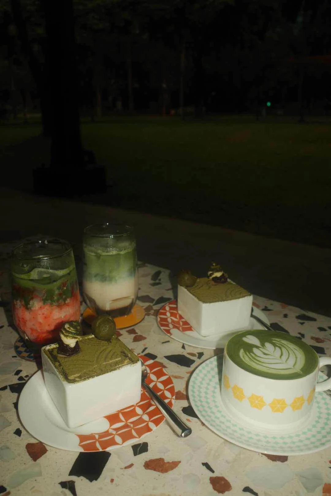 strawberry matcha latte, hot matcha latte, white chocolate matcha latte of Kazu Cafe