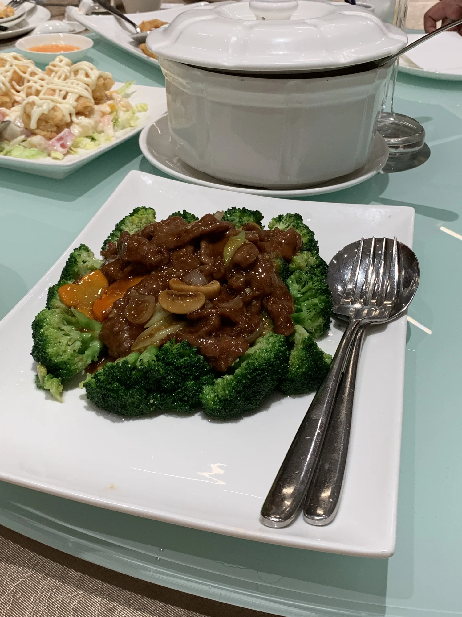 Sautéed Sliced Beef with Broccoli Flower