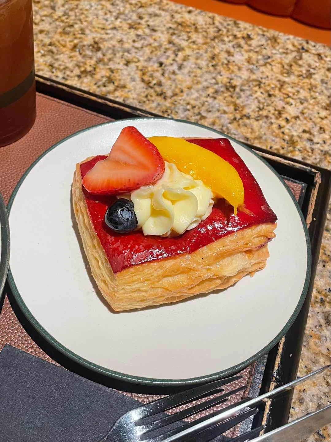 Fruit Danish