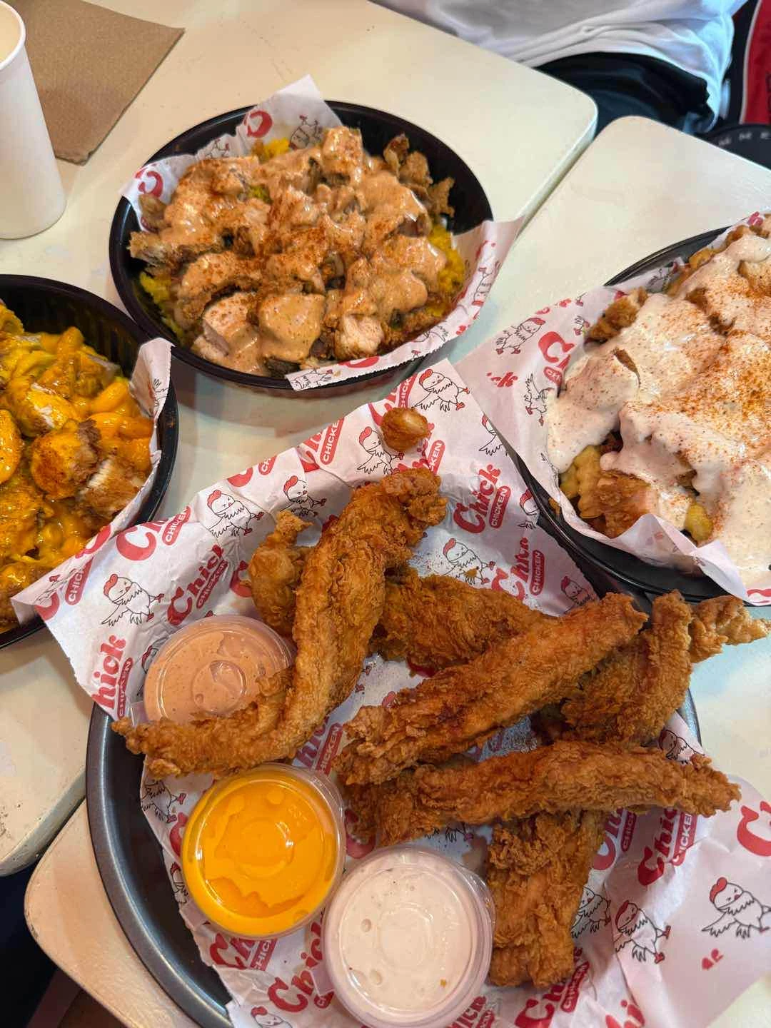 fully loaded chicken of Chick Chicken