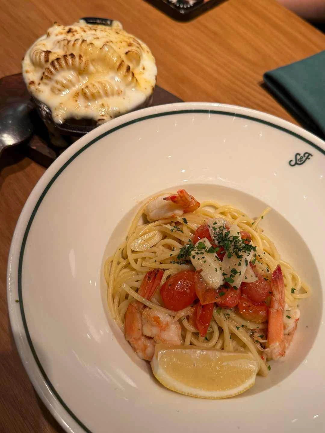 Aglio Olio & Scampi + Fusilli Mac & Cheese