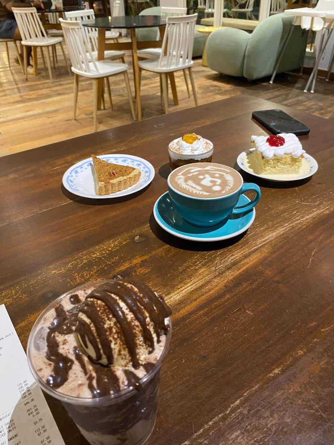 Love their desserts!!