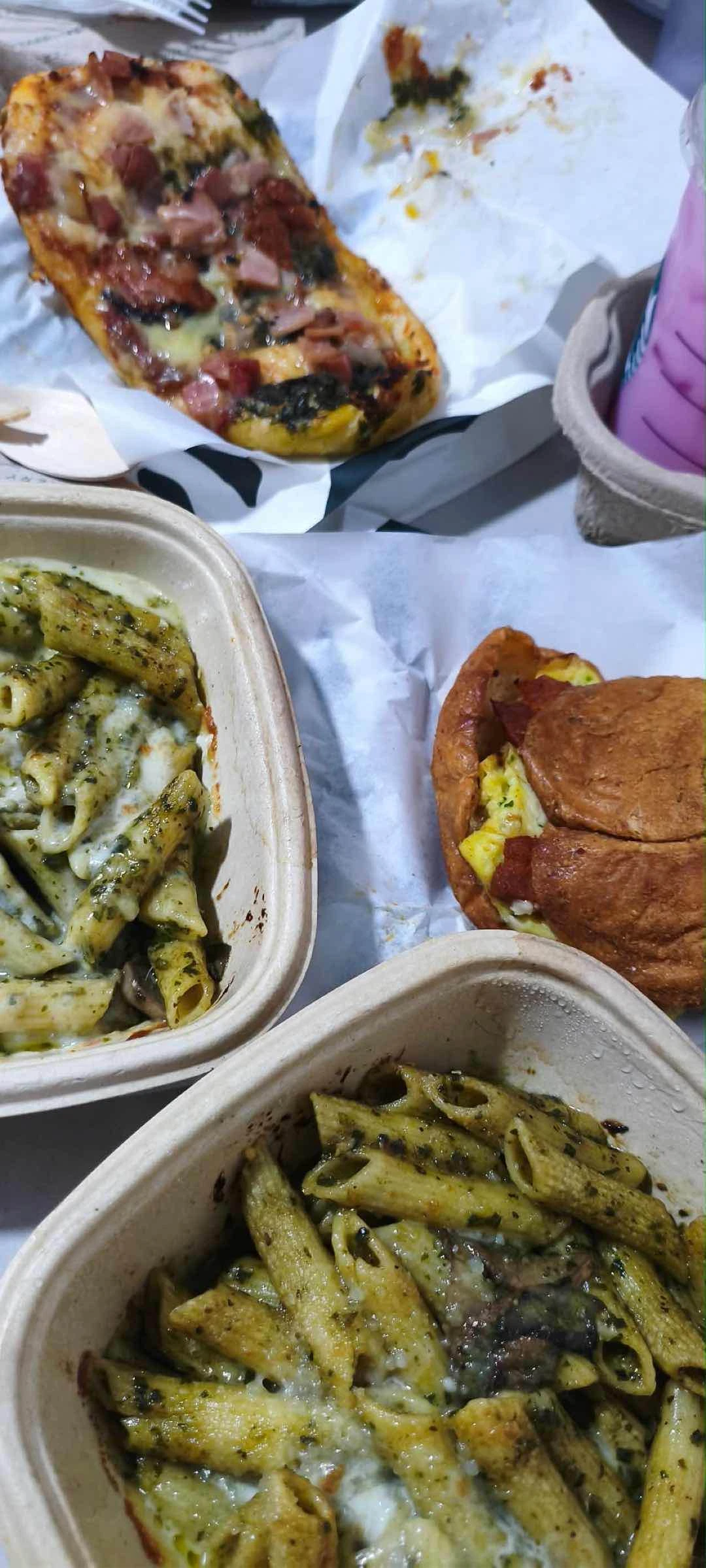 Pesto Pasta, Chorizo Sandwich and Flstbread