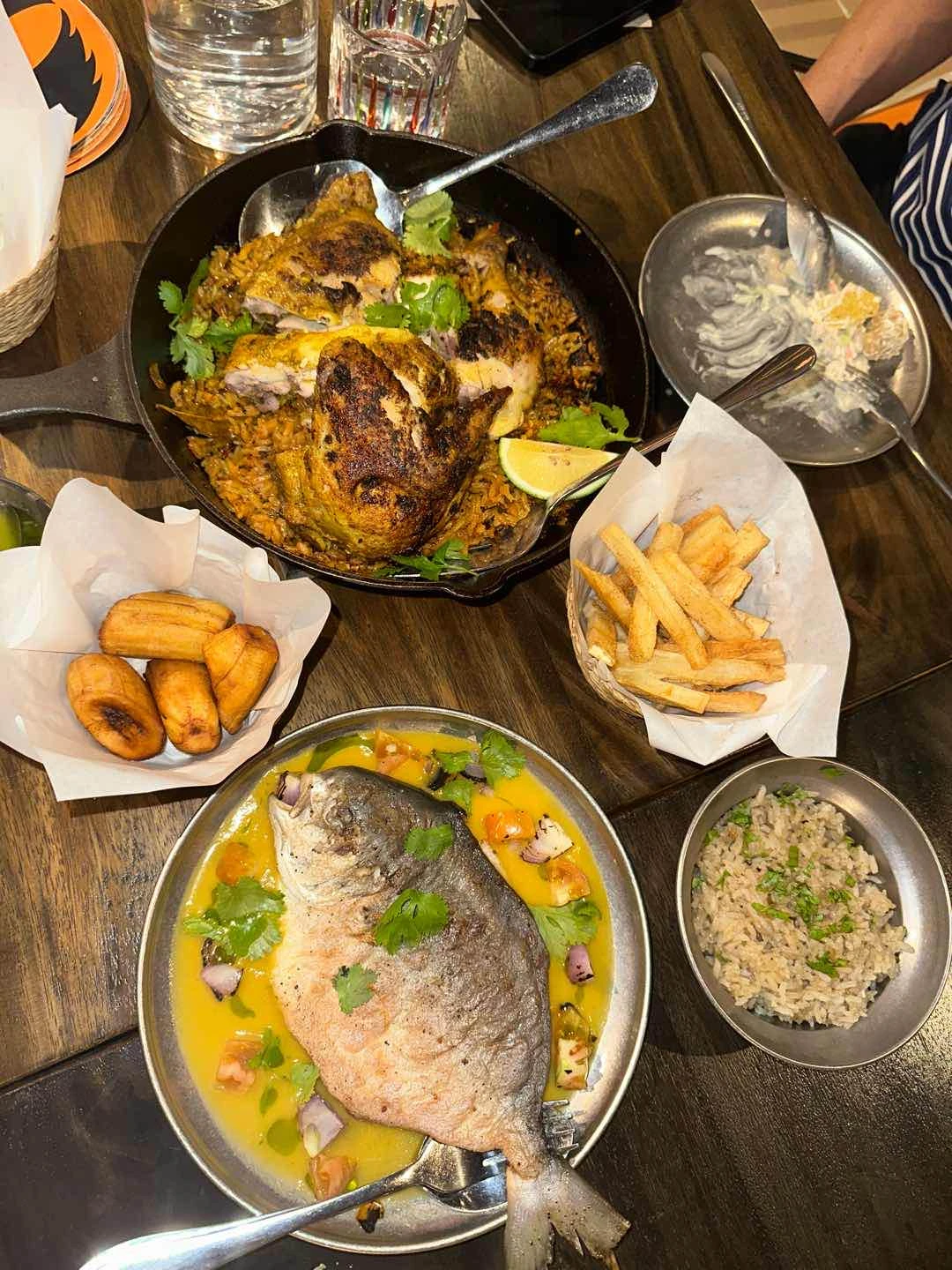Arroz con Pollo, Pompano