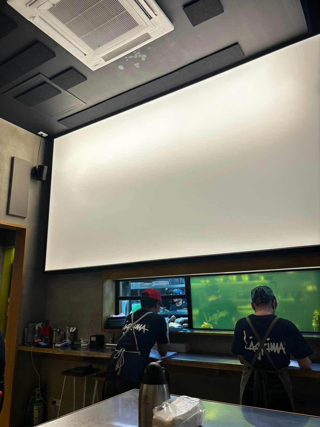 Ambiance of Lágrima Salcedo