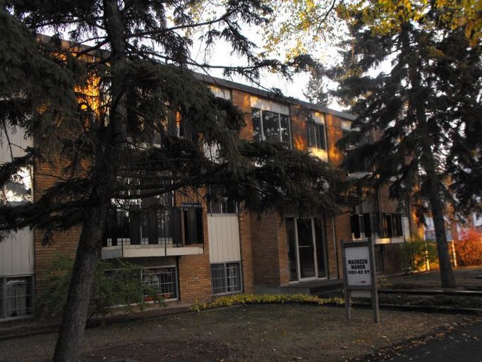 Photo of Maureen Manor Property Image